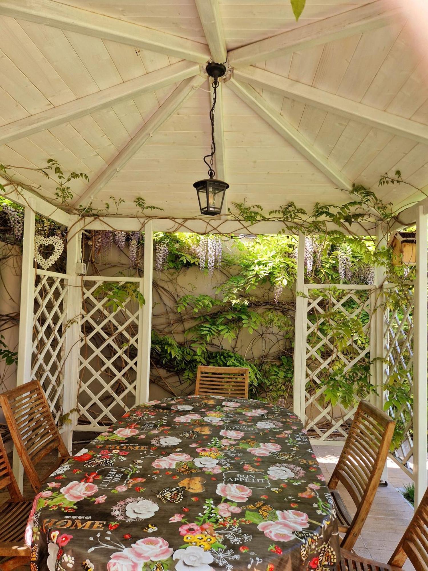 Serra Di Mare Casa Con Giardino Livorno Exterior foto